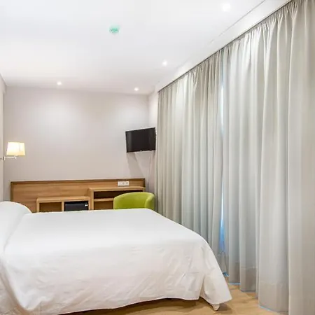 Jaume D'urgell Hotel